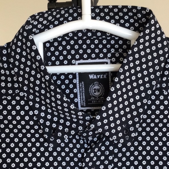 Dress shirt - Picture 2 of 3